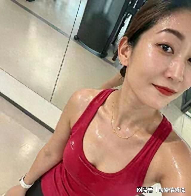 开云中国官网_Kering集团全球中文官网：出汗越多越虚？大错特错！越能出汗的人，身体底子越硬朗！（封面配图）